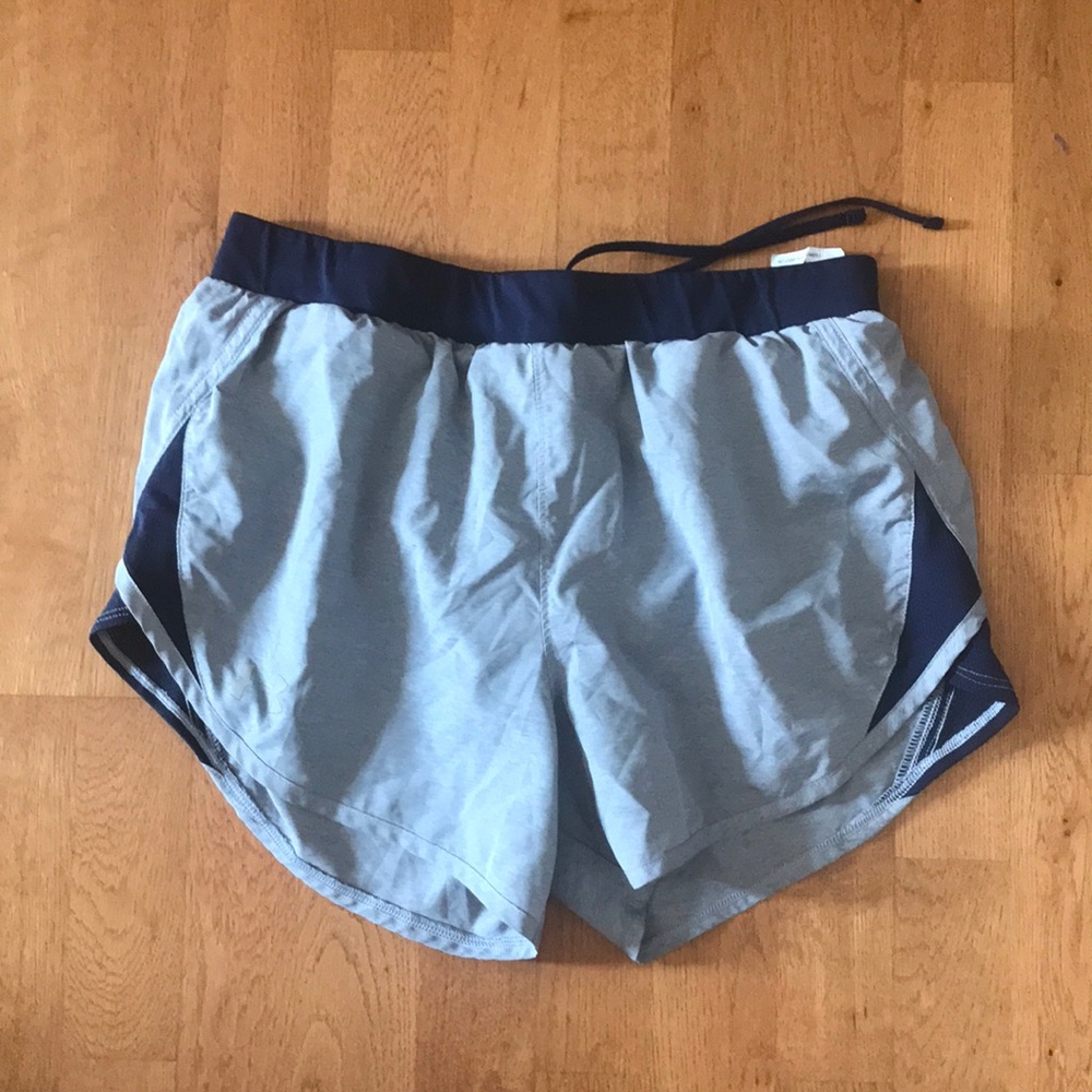 Under Armour Workout Women’s Shorts S